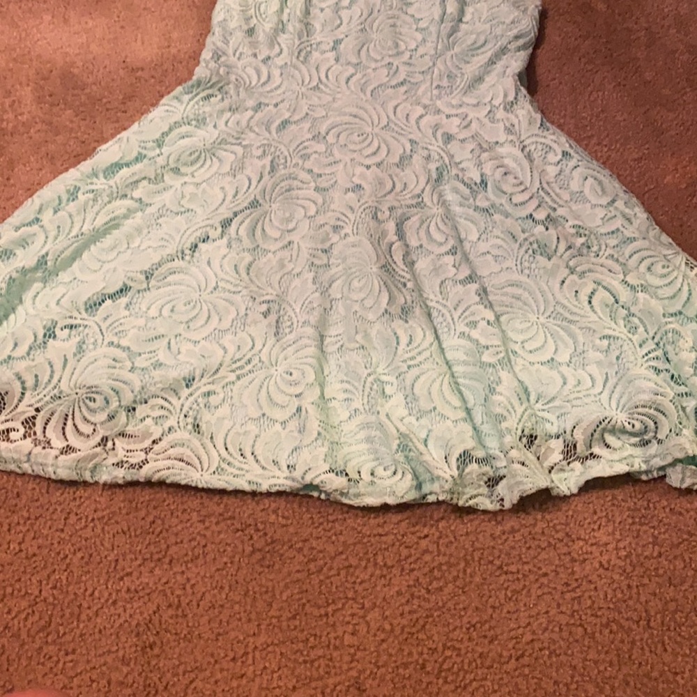 Dress - Picture 3 of 5